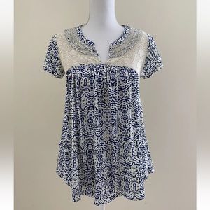 Anthropologie Akemi + Kin Size XS Boho Swing Top